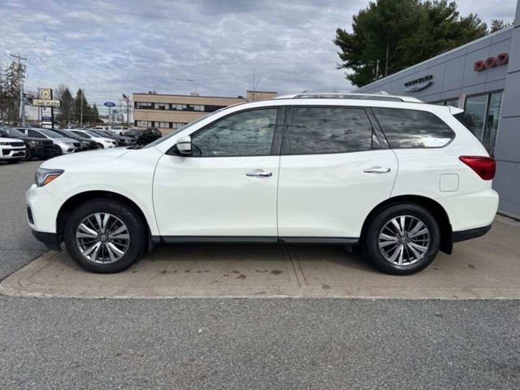 Used 2019 Nissan Pathfinder S SUV