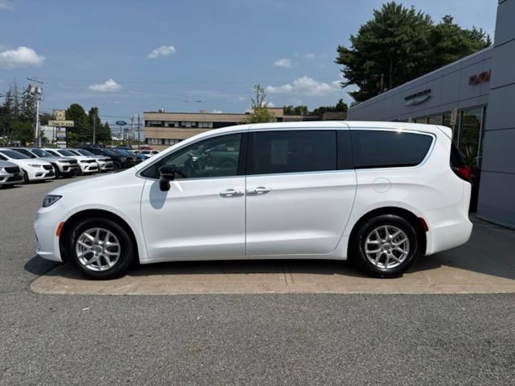 Certified 2024 Chrysler Pacifica Touring L Van Passenger Van