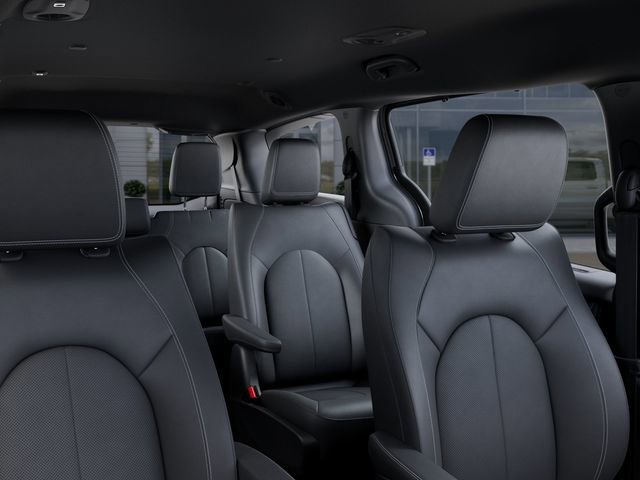 2026 Chrysler Pacifica Select - Photo 26
