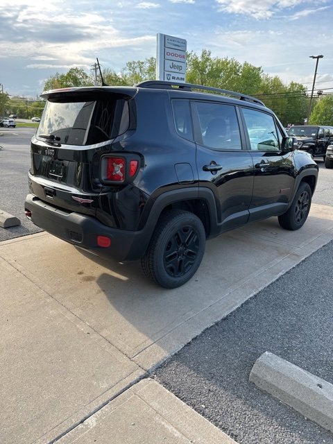 2018 Jeep Renegade Trailhawk photo 4