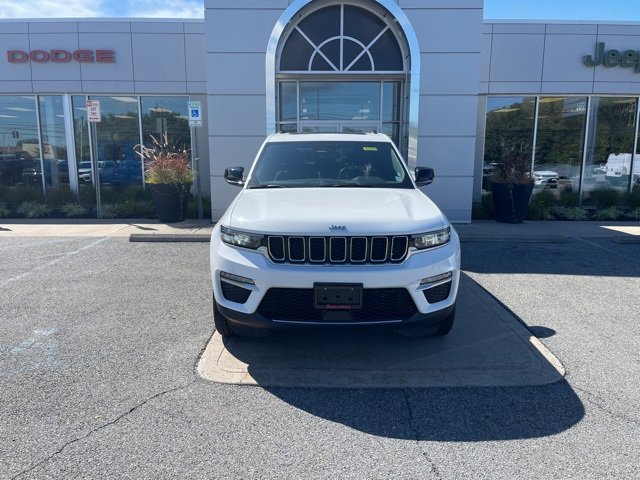 2024 Jeep Cherokee Limited 4xe photo 2
