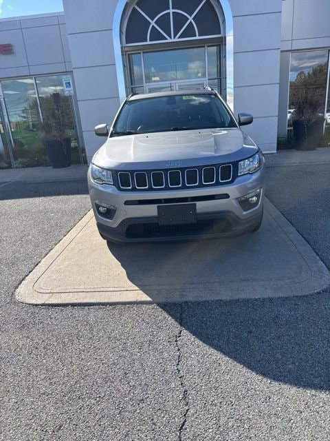 Used 2019 Jeep Compass Latitude with VIN 3C4NJCBBXKT743645 for sale in Newburgh, NY