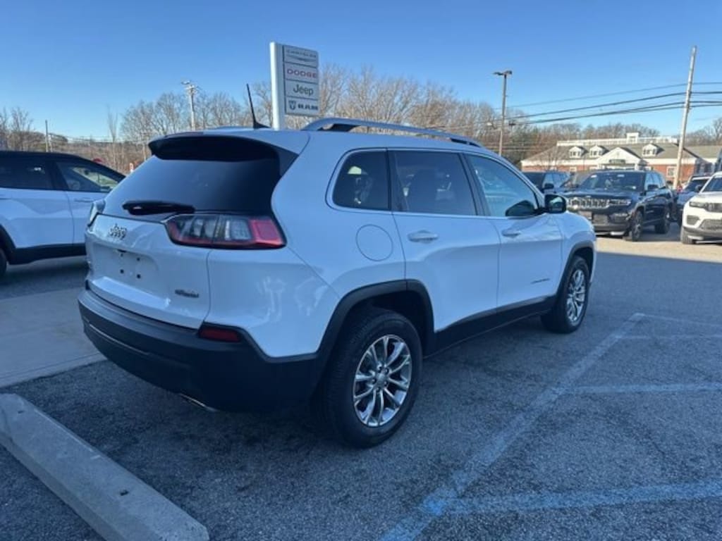 Used 2019 Jeep Cherokee Latitude Plus 4x4 SUV