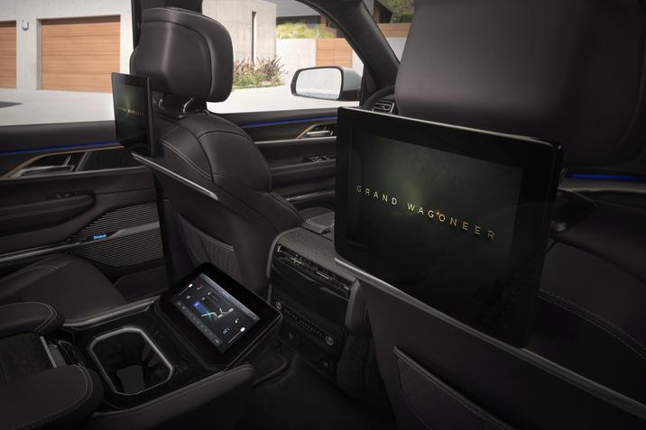 Jeep Grand Wagoneer Concept Touchscreens