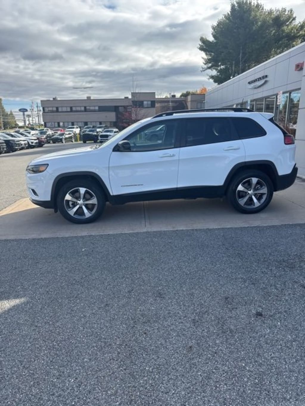 Certified 2022 Jeep Cherokee Limited SUV