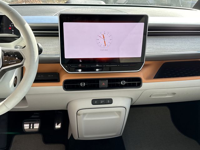 2025 Volkswagen ID. Buzz 1st Edition - Photo 17