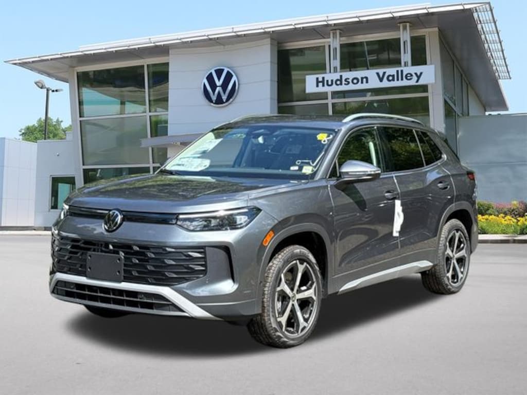 New 2026 Volkswagen Tiguan SE SUV