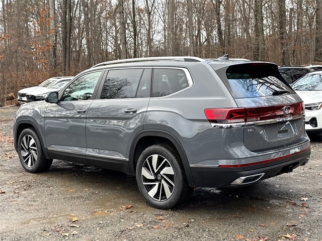 2026 Volkswagen Atlas SEL photo 3