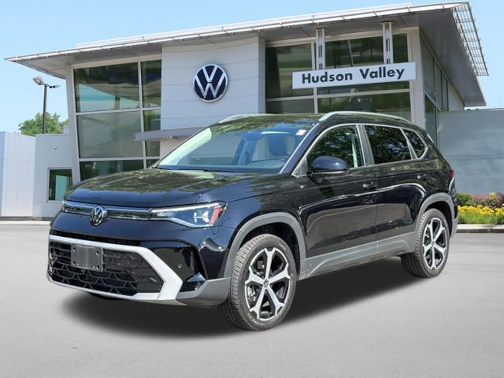 Used 2025 Volkswagen Taos 1.5T SEL SUV