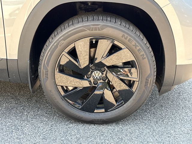 2026 Volkswagen Atlas SE w/Tech - Photo 8