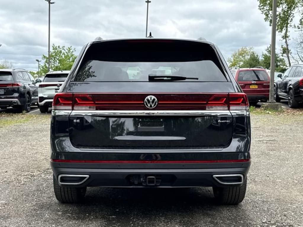New 2026 Volkswagen Atlas 2.0T SE w/Technology SUV