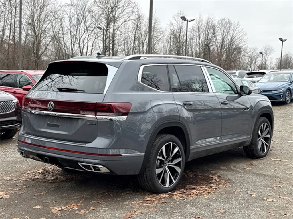 New 2026 Volkswagen Atlas 2.0T SEL Premium R-Line SUV