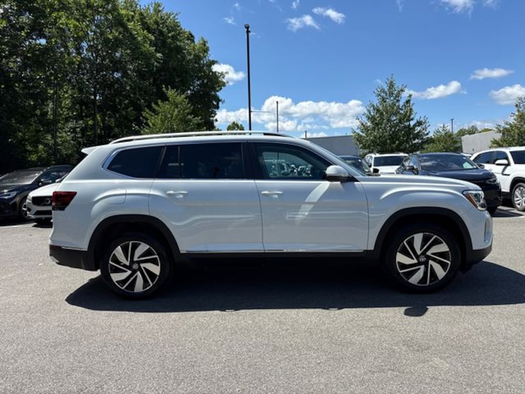 Used 2024 Volkswagen Atlas 2.0T SEL SUV