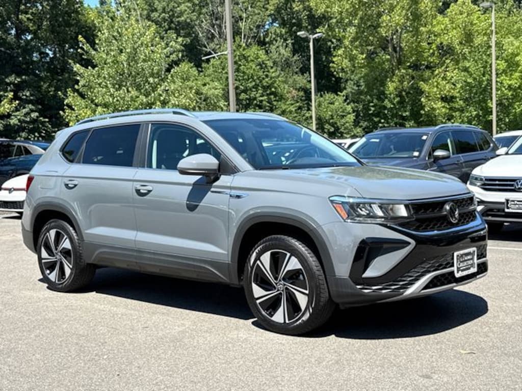 Used 2023 Volkswagen Taos 1.5T SE SUV