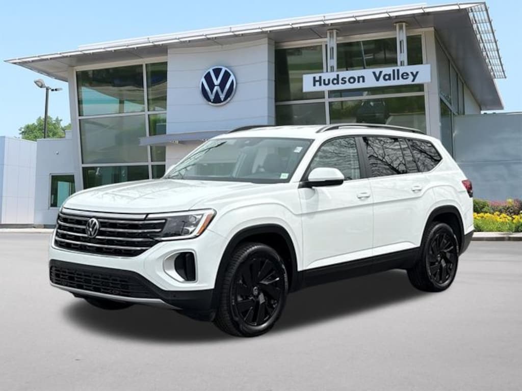 Certified 2025 Volkswagen Atlas 2.0T SE w/Technology SUV