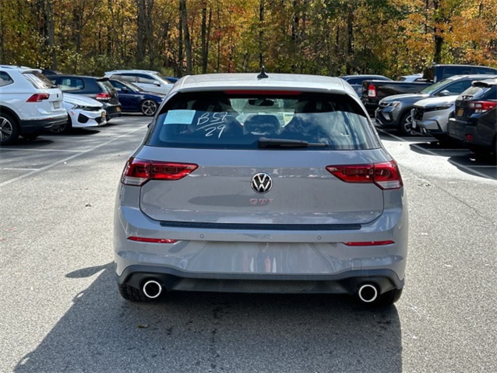 New 2025 Volkswagen Golf GTI 2.0T SE Hatchback