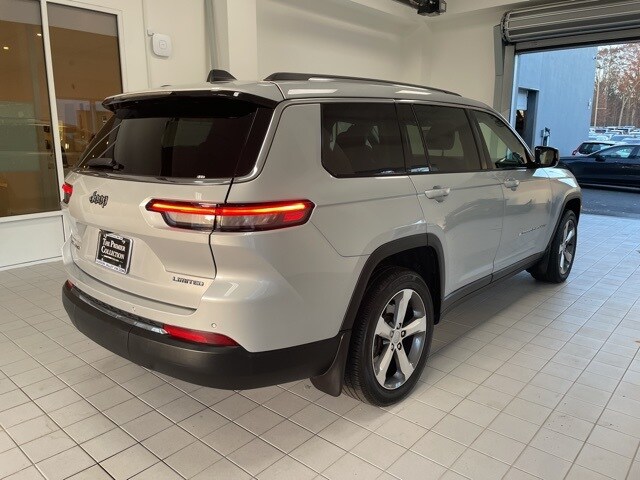 2021 Jeep Grand Cherokee Limited photo 3
