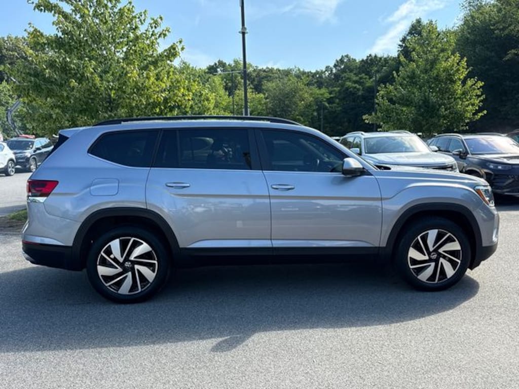 Certified 2024 Volkswagen Atlas 2.0T SE w/Technology SUV