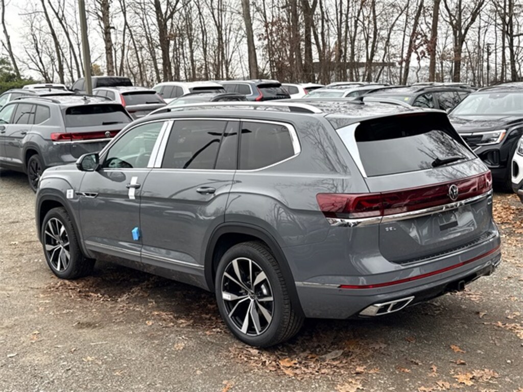 New 2026 Volkswagen Atlas 2.0T SEL Premium R-Line SUV