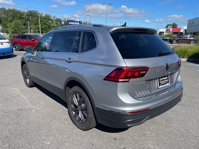 2022 Volkswagen Tiguan SE photo 2