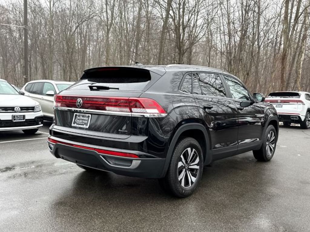 Certified 2025 Volkswagen Atlas Cross Sport 2.0T SE SUV