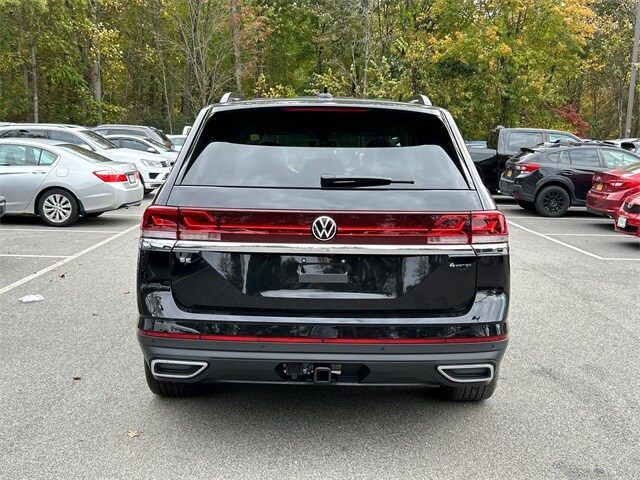 2026 Volkswagen Atlas SE Technology photo 3