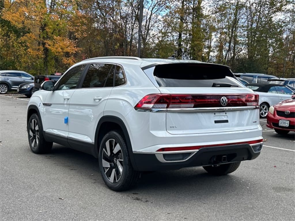New 2026 Volkswagen Atlas Cross Sport 2.0T SEL SUV