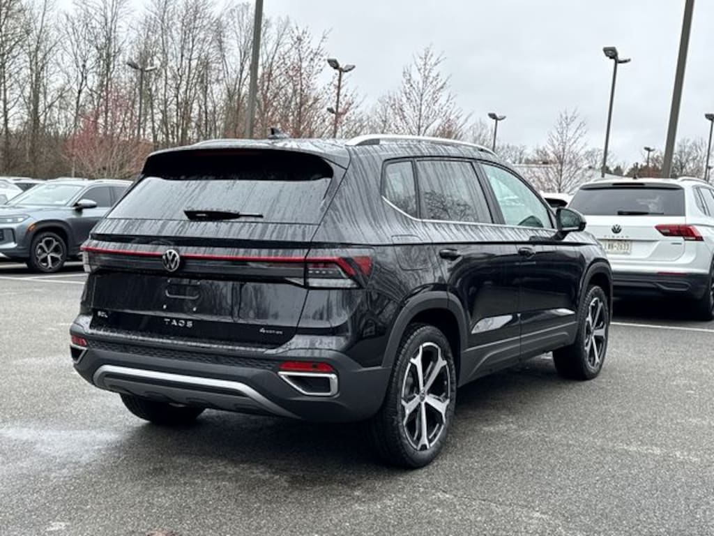 New 2026 Volkswagen Taos 1.5T SEL SUV