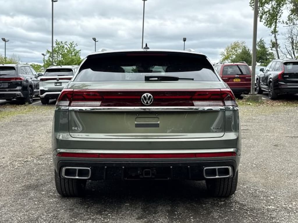 New 2026 Volkswagen Atlas Cross Sport 2.0T SEL Premium R-Line SUV