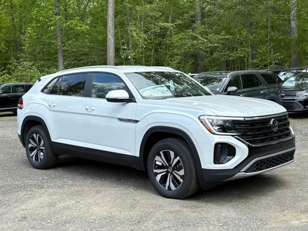 New 2026 Volkswagen Atlas Cross Sport 2.0T SE SUV