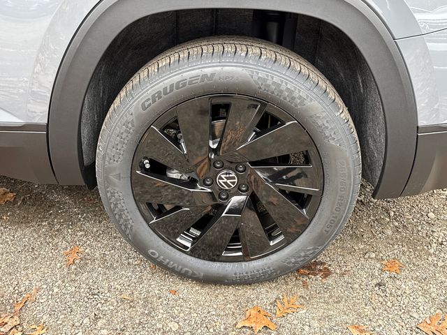 2026 Volkswagen Atlas SE w/Tech - Photo 8