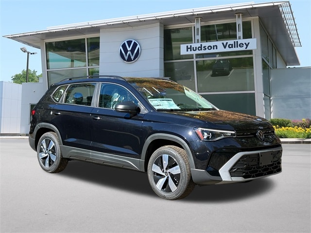 2025 Volkswagen Taos S's photo