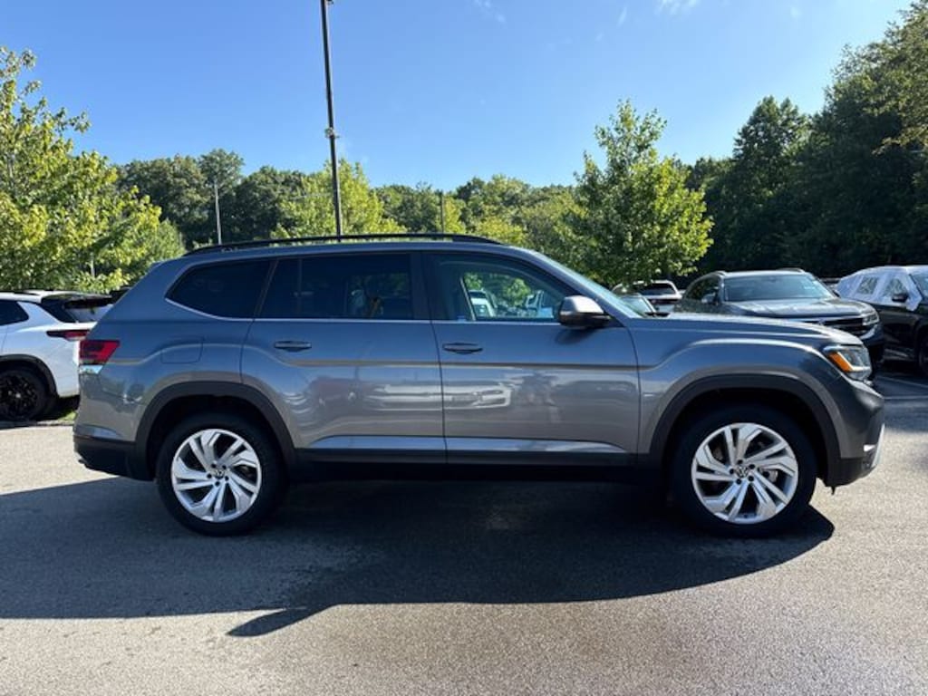 Used 2023 Volkswagen Atlas 3.6L V6 SE w/Technology SUV