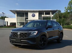2026 Volkswagen Atlas Cross Sport 2.0T SEL R-Line Black SUV