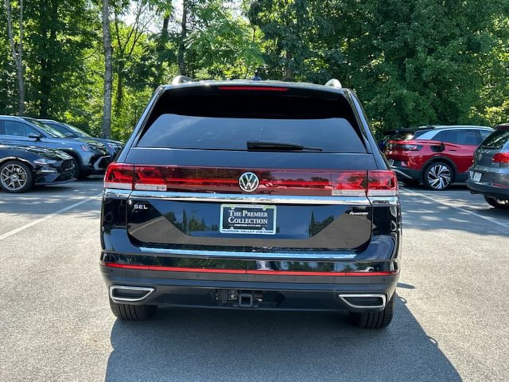 Used 2024 Volkswagen Atlas 2.0T SEL SUV