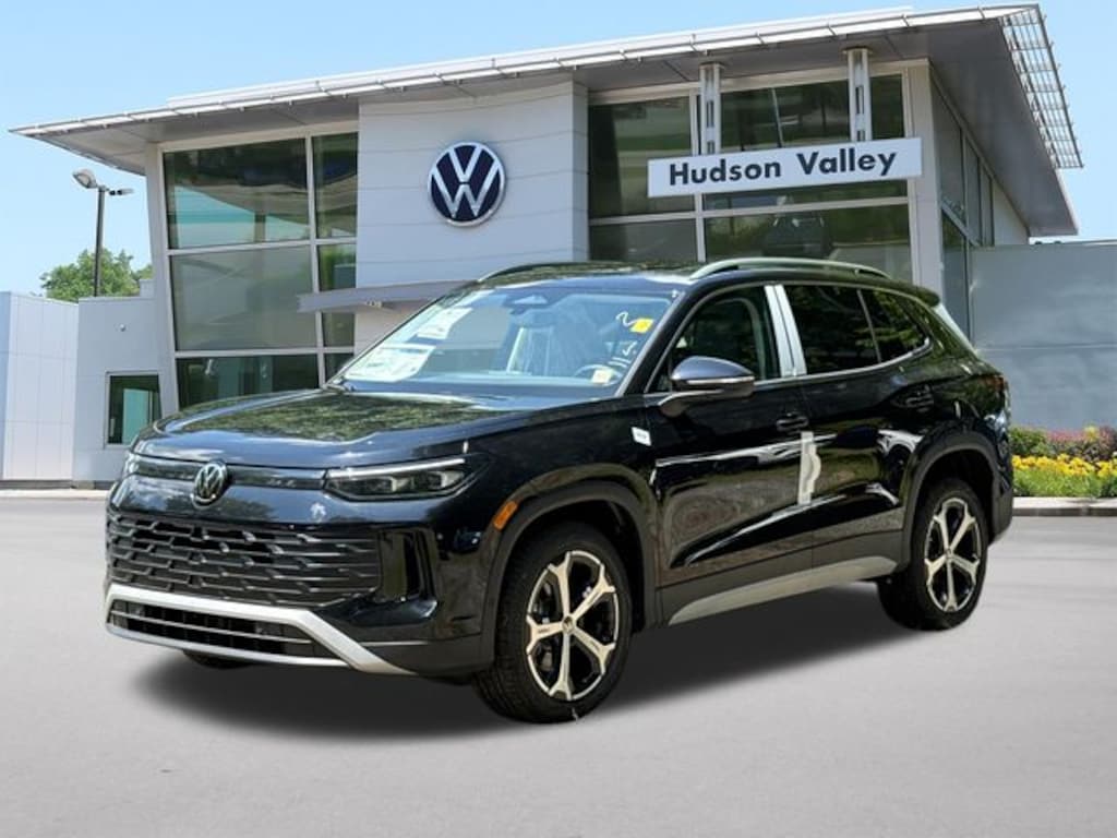 New 2026 Volkswagen Tiguan SE SUV