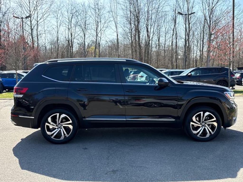 Certified 2022 Volkswagen Atlas 3.6L V6 SEL SUV