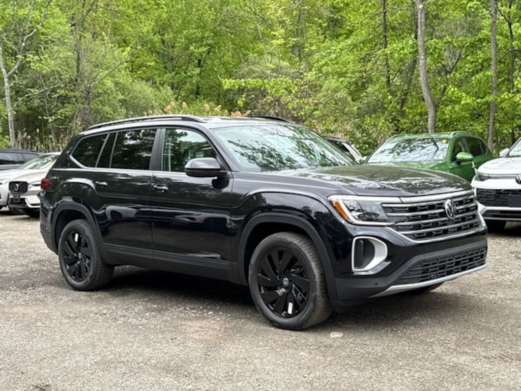 New 2026 Volkswagen Atlas 2.0T SE w/Technology SUV