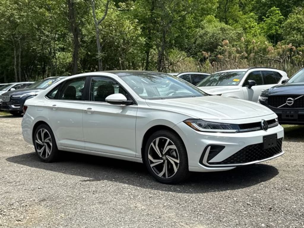 New 2026 Volkswagen Jetta 1.5T SEL Sedan