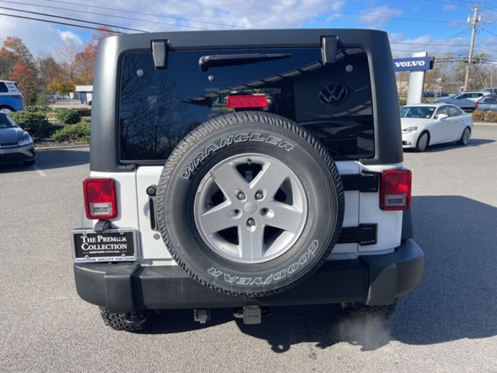Used 2017 Jeep Wrangler JK Unlimited Sport 4x4 SUV
