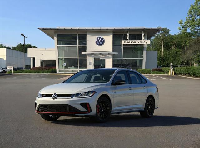 2025 Volkswagen Jetta GLI 2.0T Autobahn photo 2