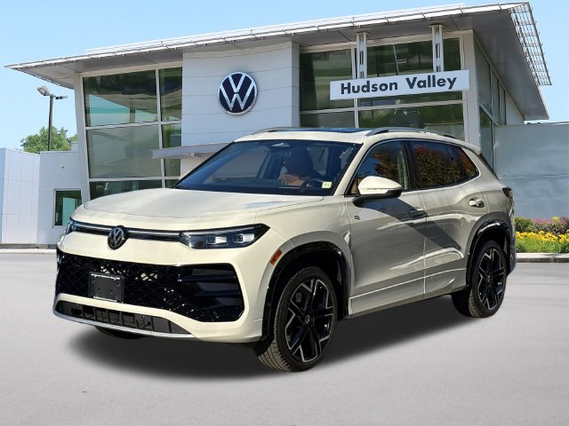 Used 2025 Volkswagen Tiguan 2.0T SEL R-Line SUV