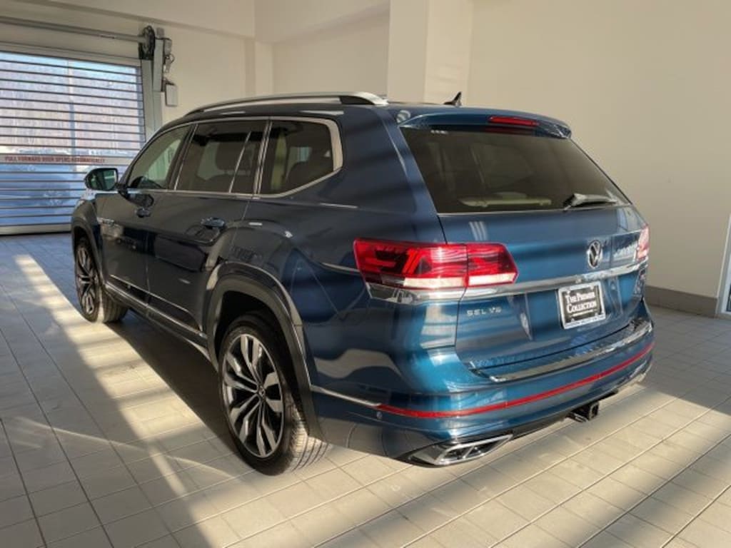 Certified 2022 Volkswagen Atlas 3.6L V6 SEL Premium R-Line SUV