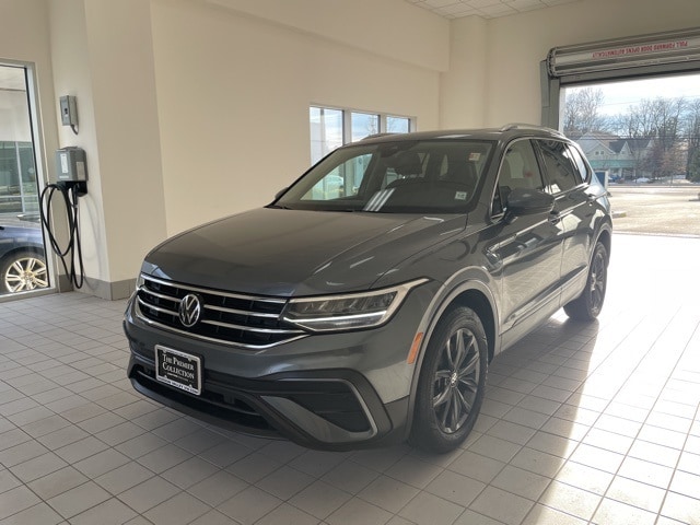 2023 Volkswagen Tiguan SE's photo