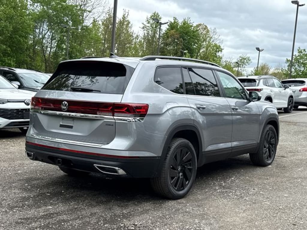 New 2026 Volkswagen Atlas 2.0T SE w/Technology SUV