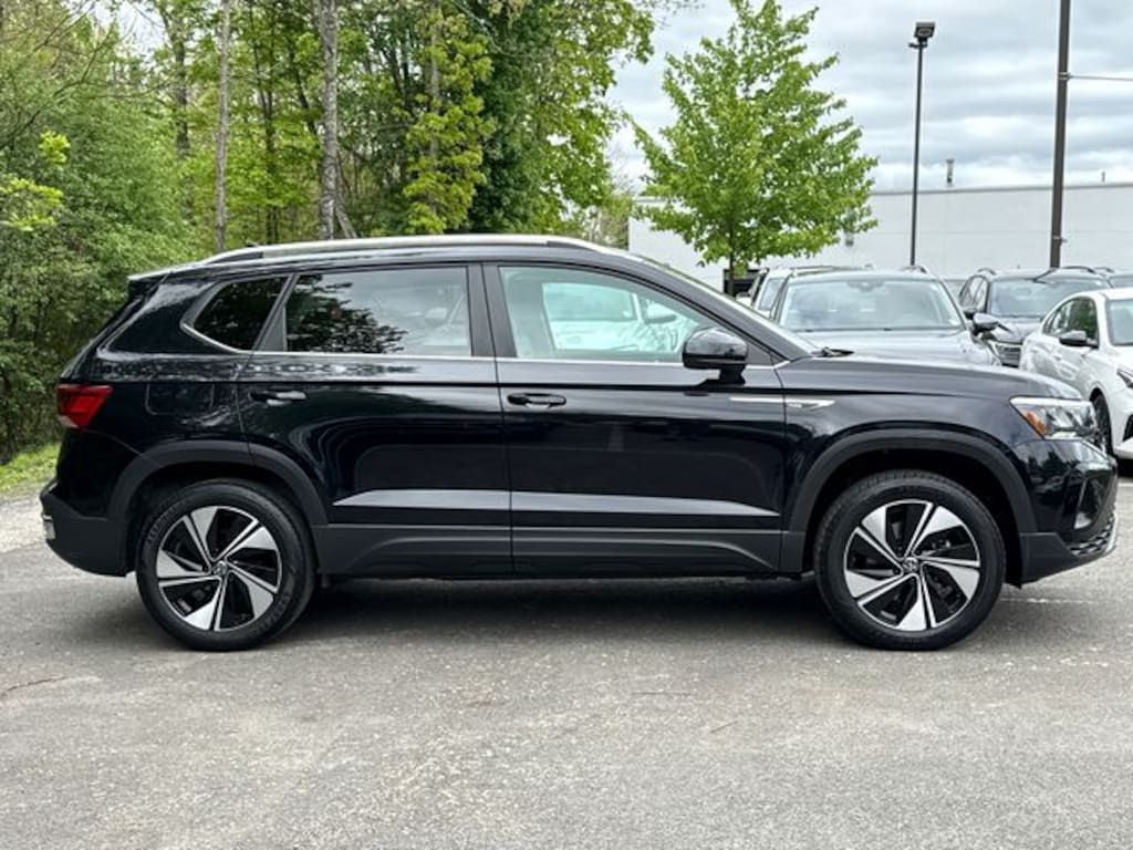 Certified 2023 Volkswagen Taos 1.5T SE SUV