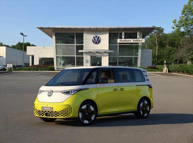 2025 Volkswagen ID. Buzz Pro S photo 2