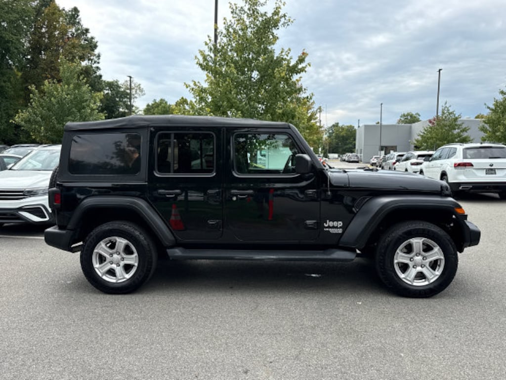 Used 2021 Jeep Wrangler Unlimited Sport SUV