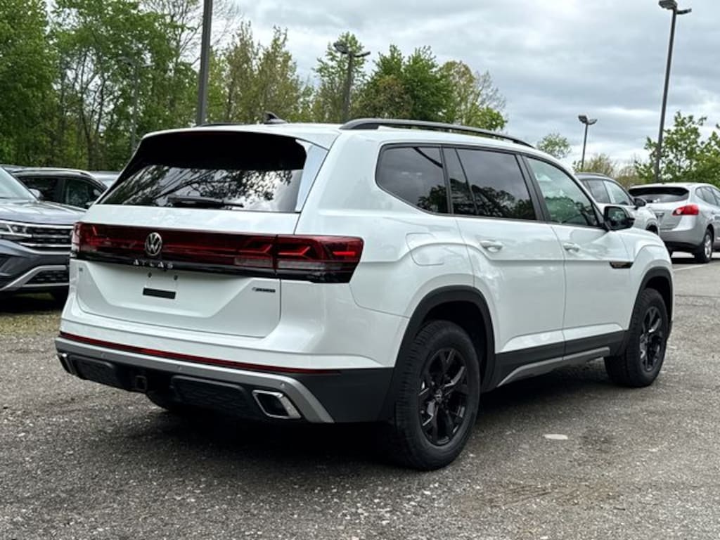 New 2026 Volkswagen Atlas 2.0T Peak Edition SUV