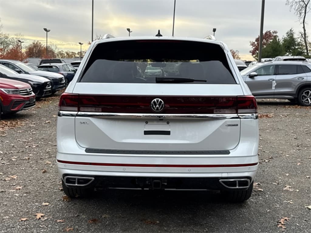 New 2026 Volkswagen Atlas 2.0T SEL Premium R-Line SUV